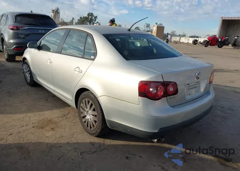 2010 Volkswagen Jetta S from USA, damaged, VIN 3VWJZ7AJ4AM040040
